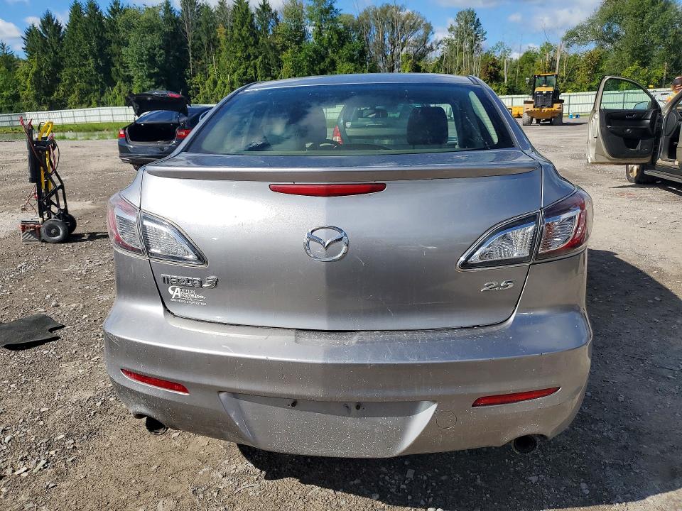 Photo 6 from auction – 2011 MAZDA 3 with VIN JM1BL1W67B1400202