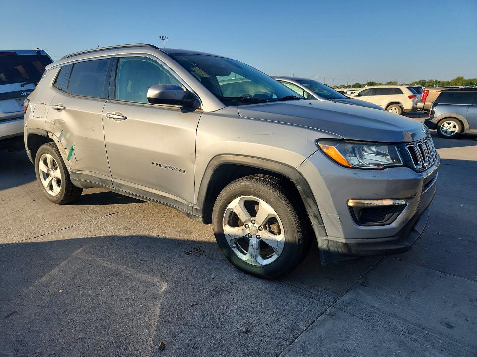 Photo 4 from auction – 2021 JEEP COMPASS with VIN 3C4NJDBB1MT584541