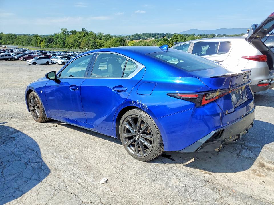Photo 2 from auction – 2022 LEXUS IS with VIN JTHGZ1E25N5024579