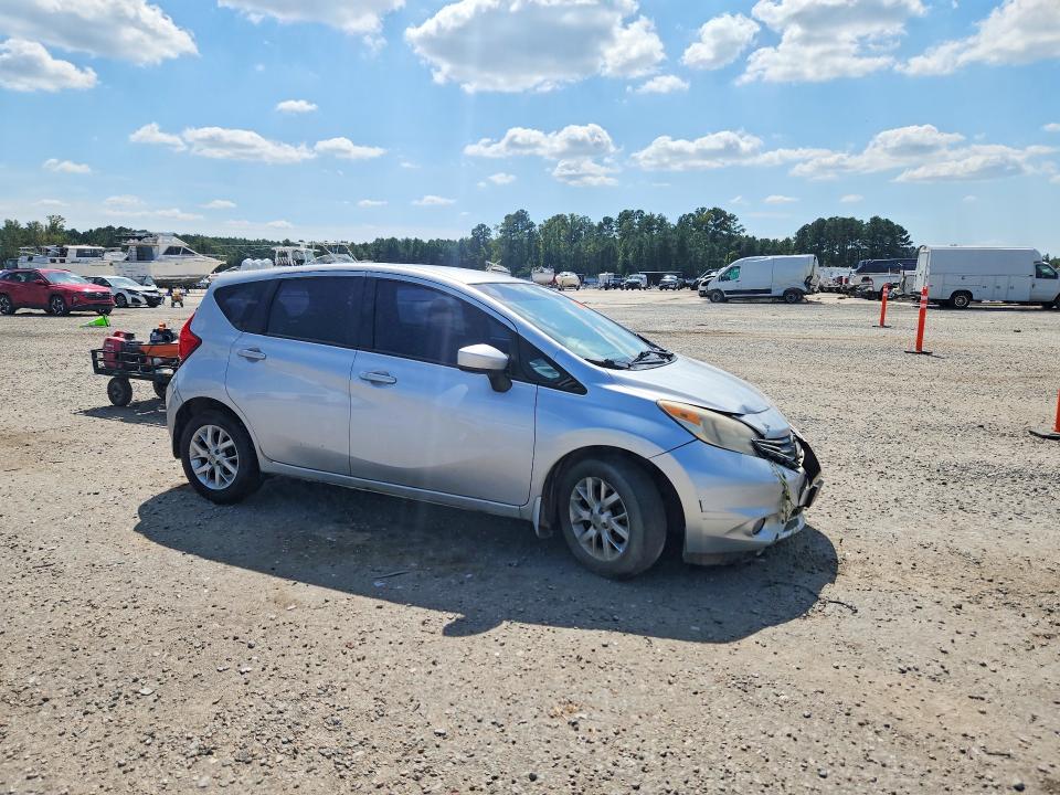 Снимка 4 от търг – 2016 NISSAN VERSA NOTE с VIN 3N1CE2CP5GL392329