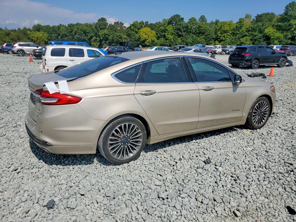 Photo 3 from auction – 2017 FORD FUSION with VIN 3FA6P0LU3HR226507