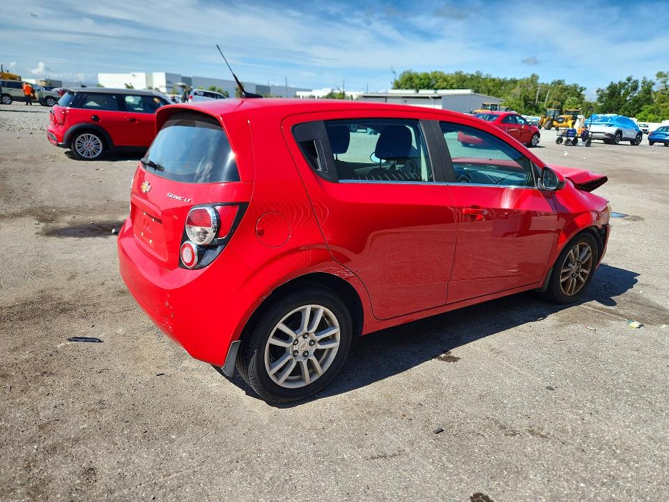 Photo 3 from auction – 2012 CHEVROLET SONIC with VIN 1G1JC6SH5C4169549