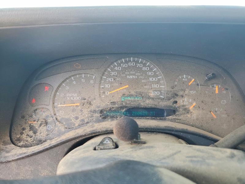 Photo 9 from auction – 2004 CHEVROLET SILVERADO with VIN 1GCEK19T64E187501