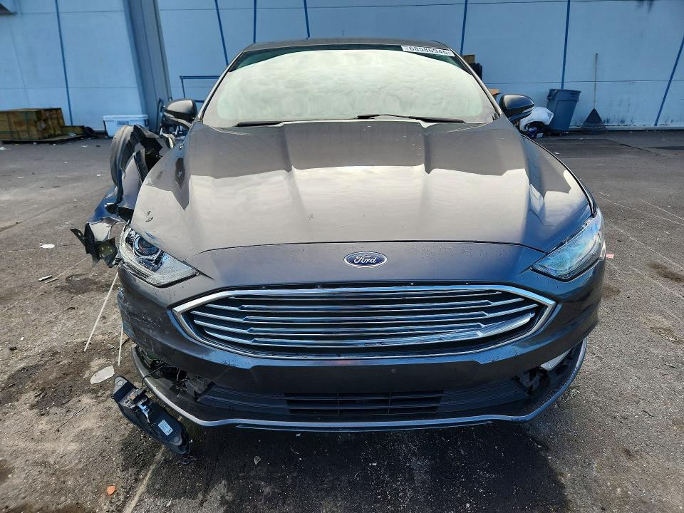 Photo 5 from auction – 2017 FORD FUSION with VIN 3FA6P0H95HR266320