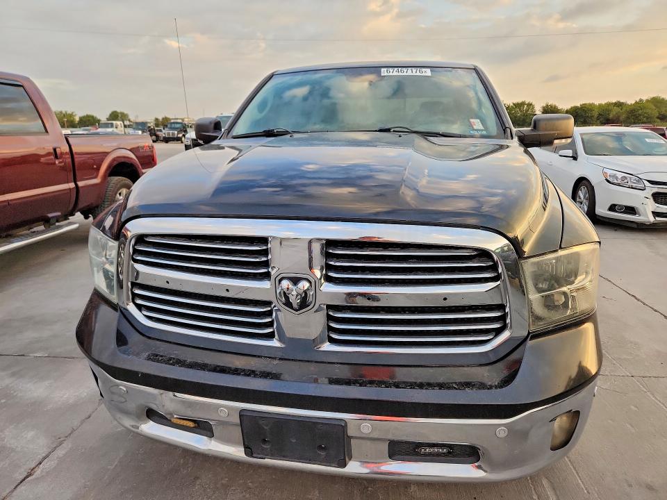 Photo 5 from auction – 2016 RAM 1500 with VIN 1C6RR7TT2GS112896