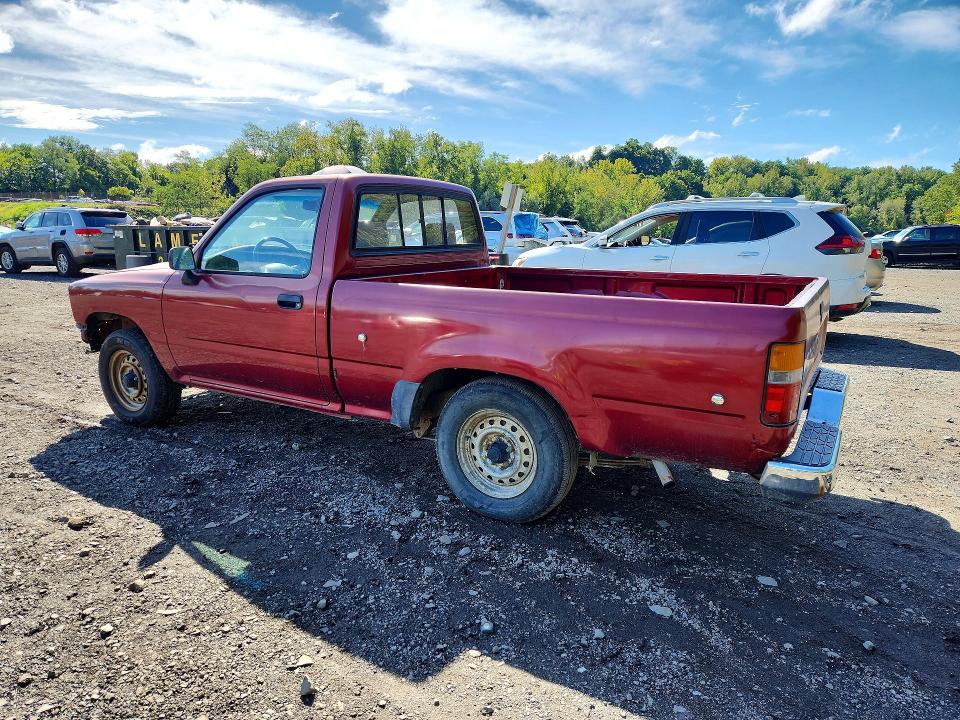 Photo 2 from auction – 1990 TOYOTA PICKUP with VIN JT4RN81A9L0053721