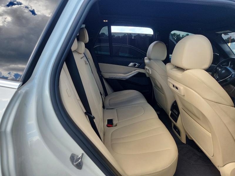 Photo 10 from auction – 2021 BMW X5 with VIN 5UXCR4C07M9F47646
