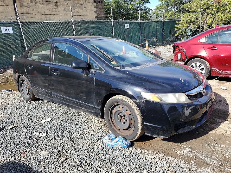Photo 4 from auction – 2010 HONDA CIVIC with VIN 2HGFA1F54AH300574