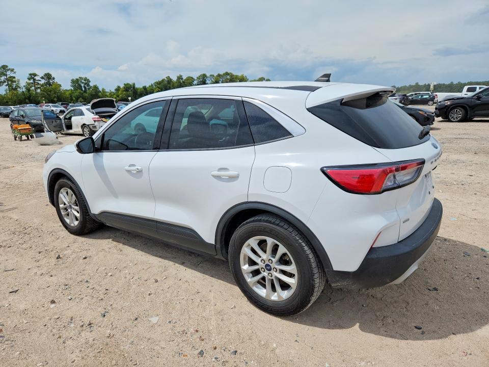 Photo 2 from auction – 2020 FORD ESCAPE with VIN 1FMCU0G69LUC02646