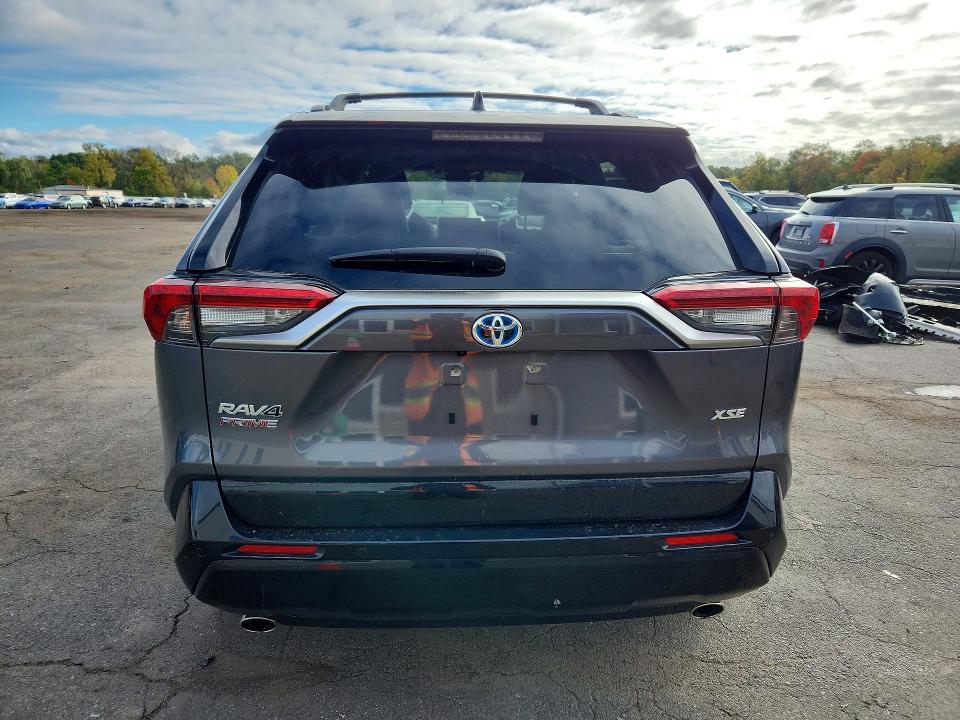 Снимка 6 от търг – 2021 TOYOTA RAV4 PRIME с VIN JTMFB3FV1MD068668