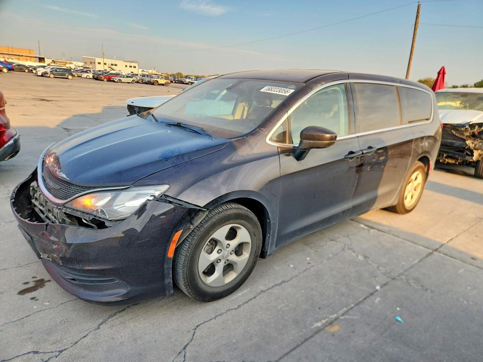 2017 CHRYSLER PACIFICA - Търг №68223056