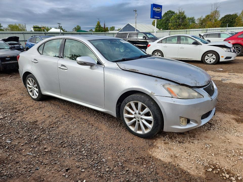 Zdjęcie 4 z aukcji – 2009 LEXUS IS z VIN JTHCK262092031843