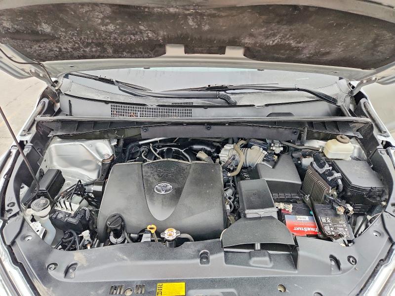 صورة رقم 12 من المزاد - 2018 TOYOTA HIGHLANDER مع VIN 5TDJZRFH1JS560362