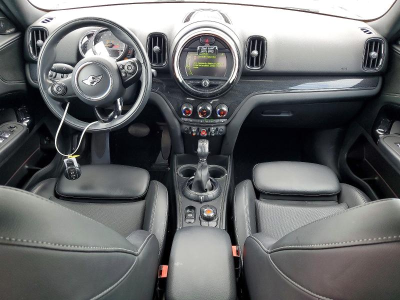 Photo 8 from auction – 2017 MINI COOPER with VIN WMZYV5C39H3E01714
