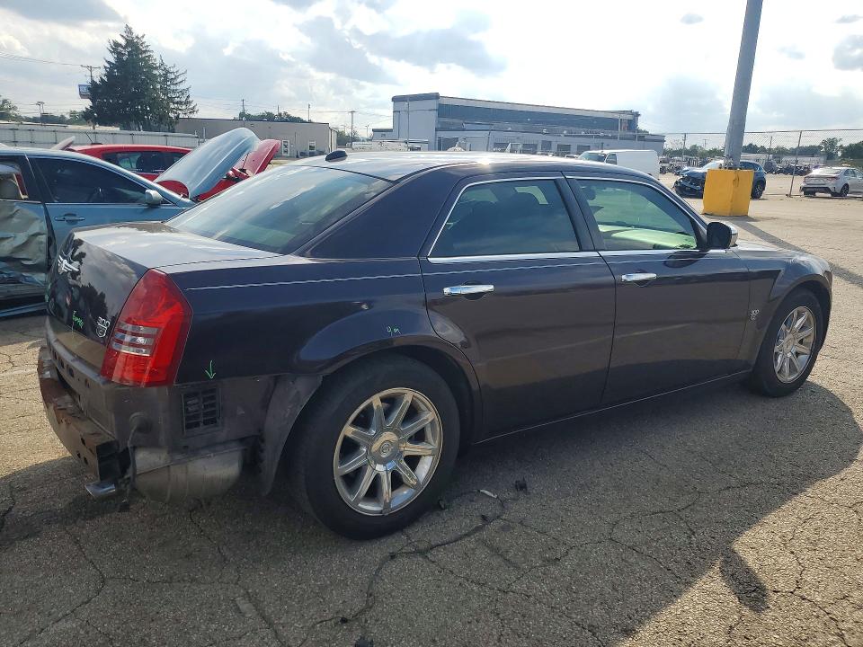 Photo 3 from auction – 2005 CHRYSLER 300C with VIN 2C3AA63H15H521452