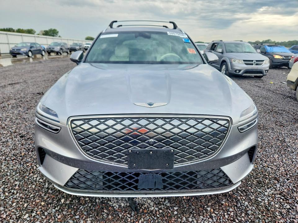 Photo 5 from auction – 2024 GENESIS ELECTRIFIED GV70 with VIN 5NMMCET10RH002449
