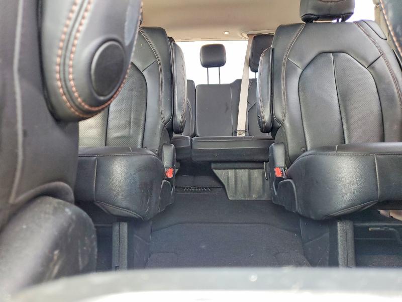 Photo 10 from auction – 2018 CHRYSLER PACIFICA with VIN 2C4RC1EGXJR292676