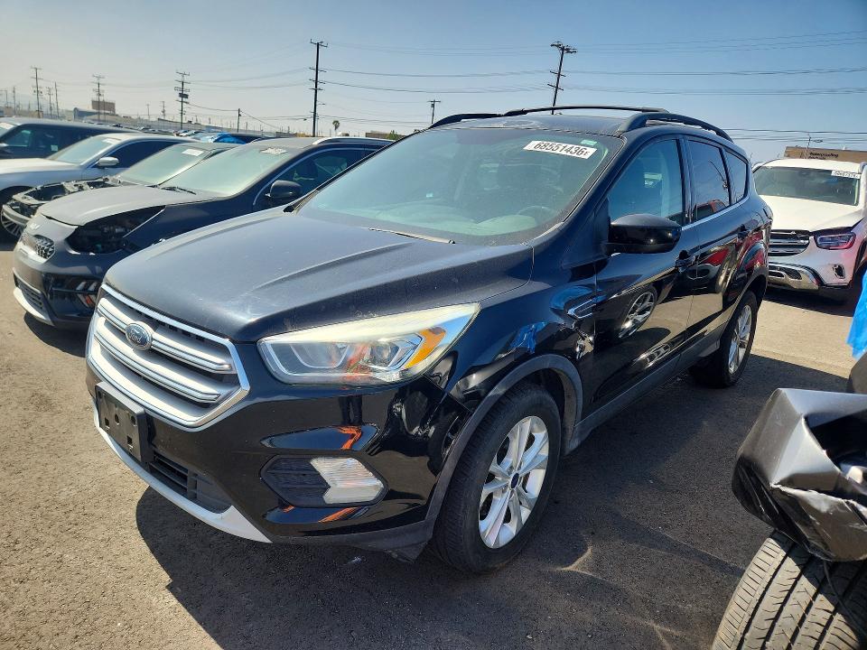 FORD ESCAPE 2017 с VIN 1FMCU0GD9HUA95068 - Снимка от търг