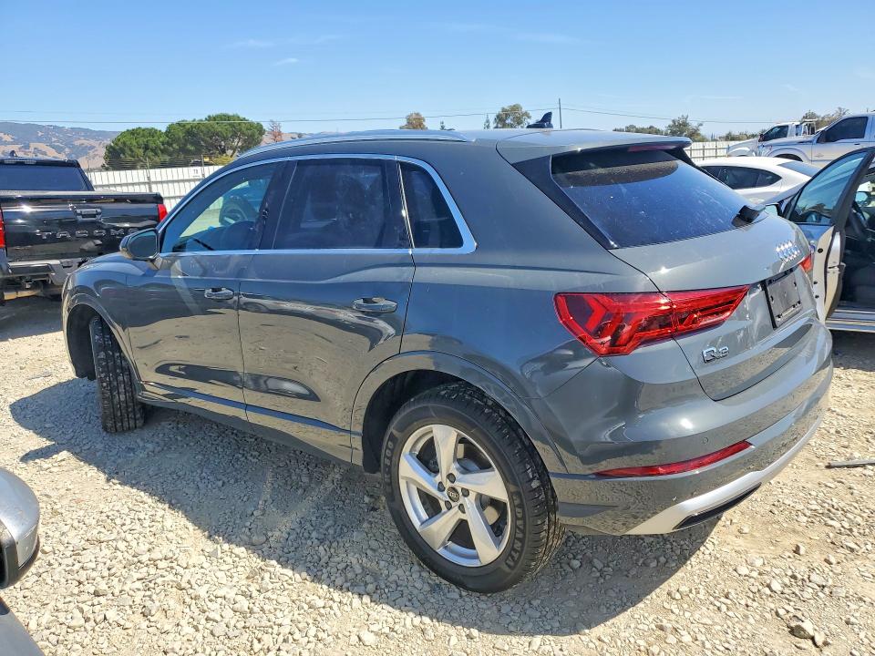 Photo 2 from auction – 2021 AUDI Q3 with VIN WA1AUCF36M1120536