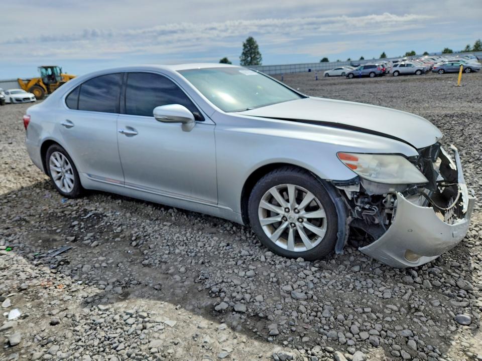 Фото 4 с аукциона – 2010 LEXUS LS с VIN JTHCL5EF4A5005350