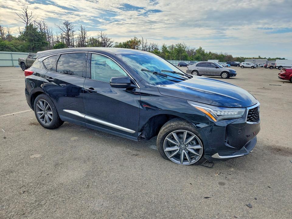 Photo 4 from auction – 2024 ACURA RDX with VIN 5J8TC2H53RL027142