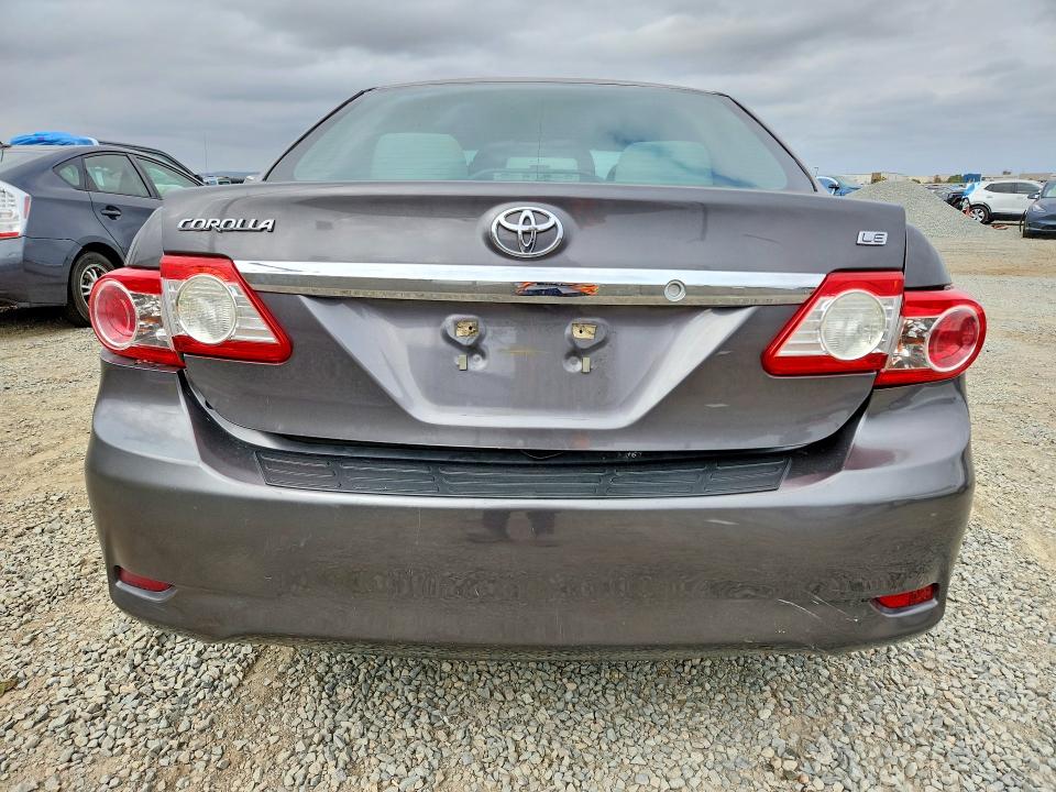 Photo 6 from auction – 2013 TOYOTA COROLLA with VIN 5YFBU4EE9DP116933