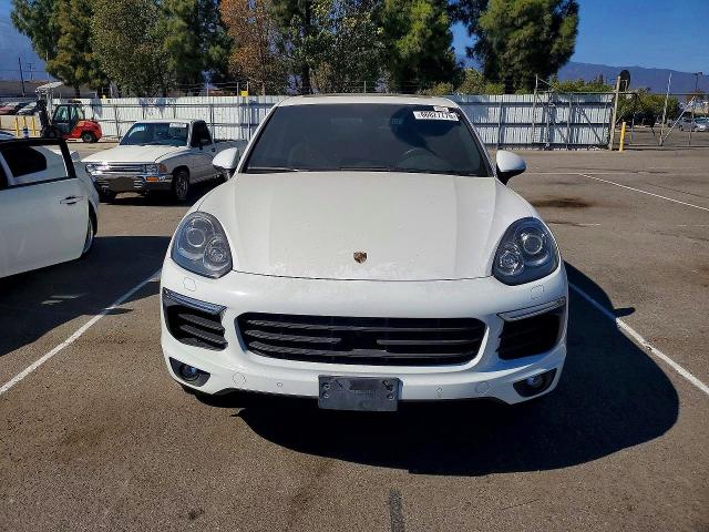 Photo 5 from auction – 2017 PORSCHE CAYENNE with VIN WP1AE2A27HLA75689