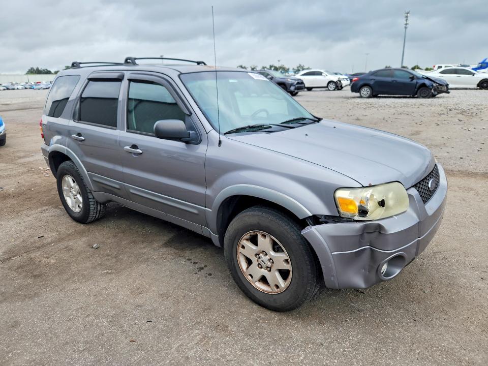 Photo 4 from auction – 2007 FORD ESCAPE with VIN 1FMYU04147KB38256