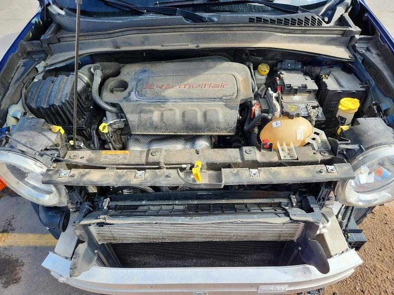 Photo 12 from auction – 2016 JEEP RENEGADE with VIN ZACCJBDTXGPD25785