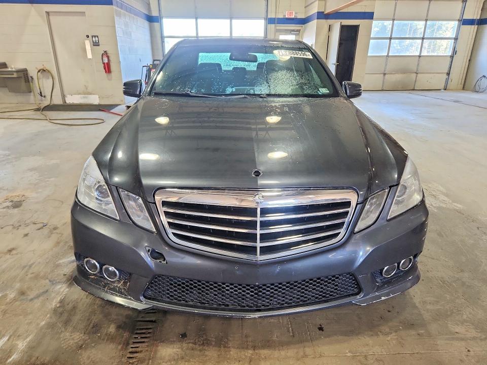 Photo 5 from auction – 2010 MERCEDES-BENZ E with VIN WDDHF5GB2AA047148