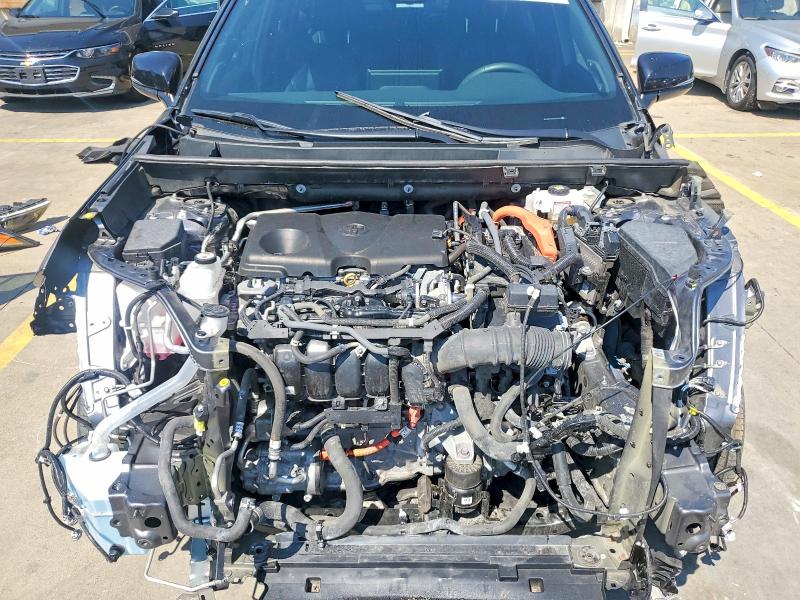 Photo 12 from auction – 2021 TOYOTA RAV4 with VIN 4T3E6RFV0MU063404