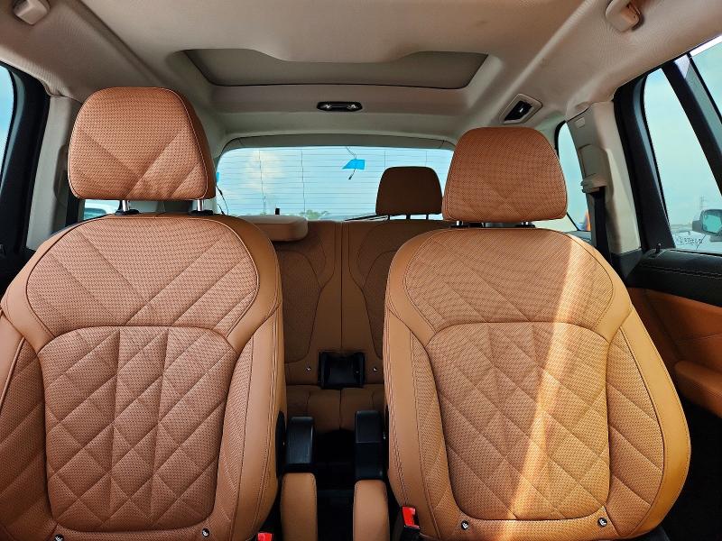 صورة رقم 10 من المزاد - 2025 BMW X7 مع VIN 5UX23EM07S9X18195