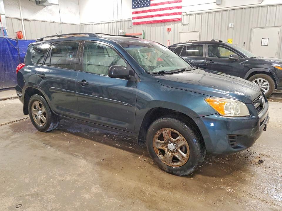 Photo 4 from auction – 2009 TOYOTA RAV4 with VIN JTMBF33V295007032