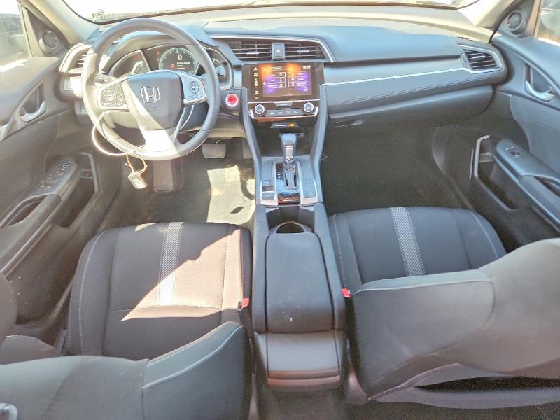 Photo 8 from auction – 2018 HONDA CIVIC with VIN 2HGFC2F88JH526479