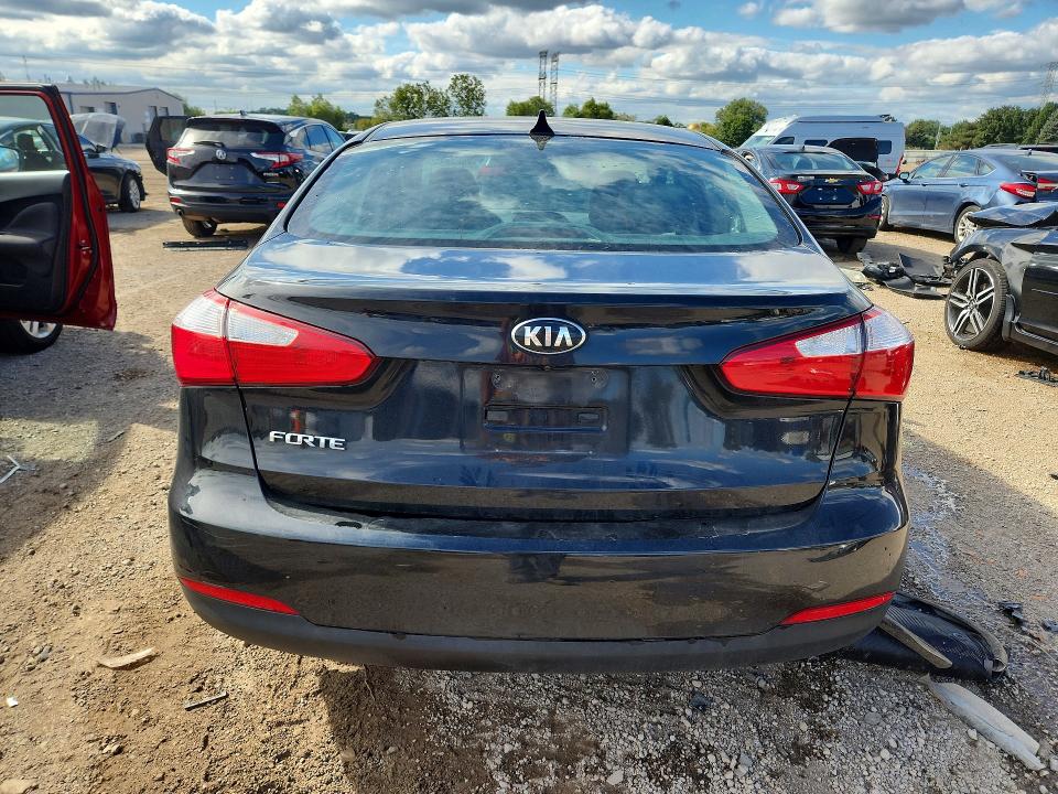 Фото 6 с аукциона – 2016 KIA FORTE с VIN KNAFX4A69G5555846