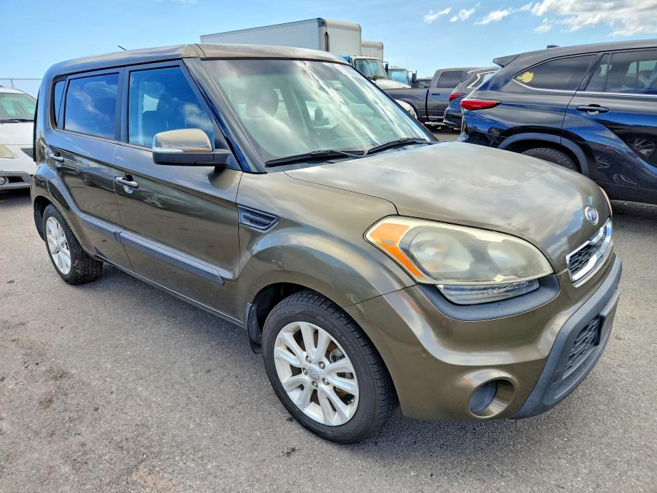 Photo 4 from auction – 2012 KIA SOUL with VIN KNDJT2A63C7371997