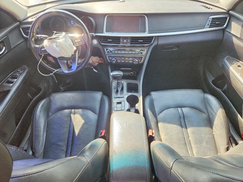 Photo 8 from auction – 2019 KIA OPTIMA with VIN 5XXGU4L19KG316481