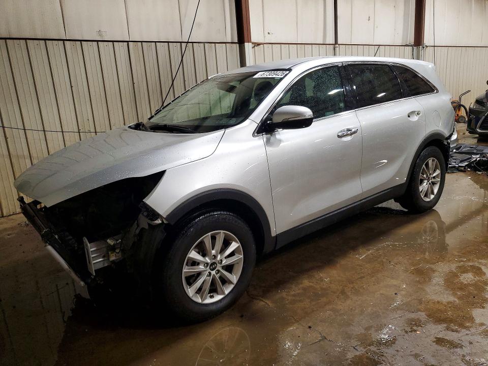 KIA SORENTO 2019 with VIN 5XYPG4A50KG554180 - Photo from auction