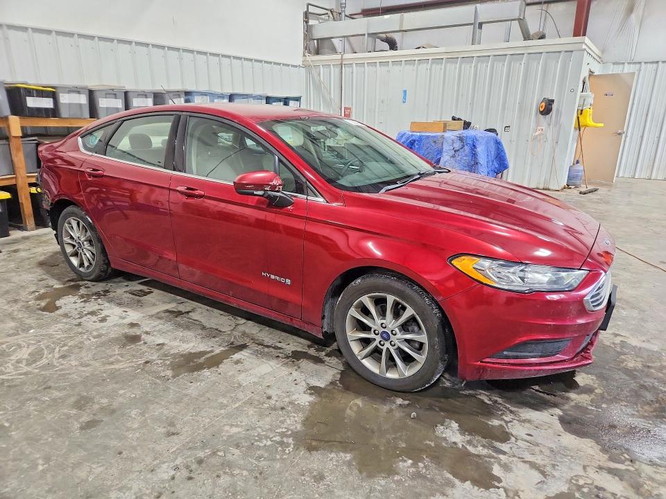Снимка 4 от търг – 2017 FORD FUSION с VIN 3FA6P0LU5HR288071