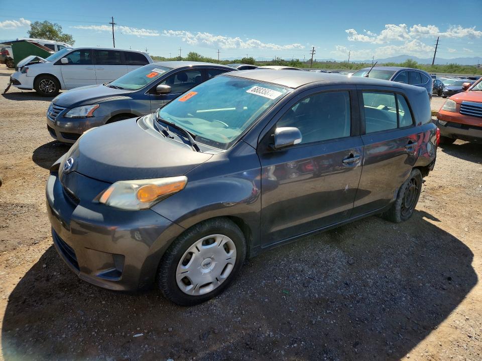 SCION XD 2014 مع رقم تعريف المركبة JTKKUPB45E1041207 - صورة من المزاد
