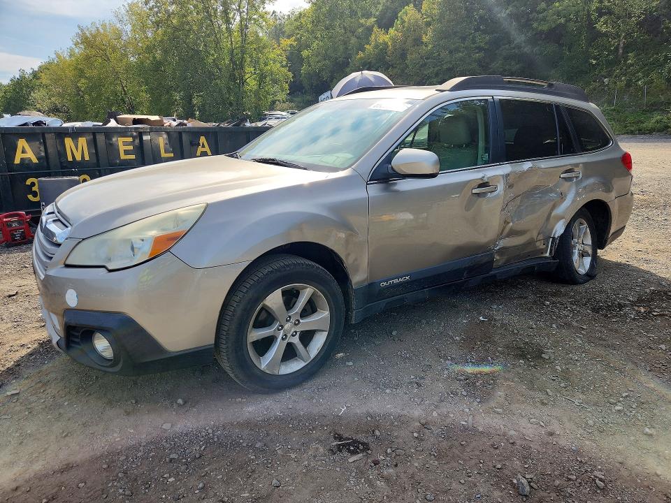 Снимка 1 от търг – 2014 SUBARU OUTBACK с VIN 4S4BRBMC0E3275934