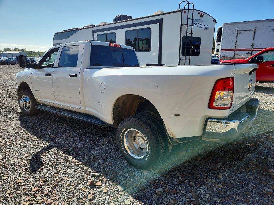 Foto 2 de la subasta – 2022 RAM 3500 con VIN 3C63RRGL4NG426565