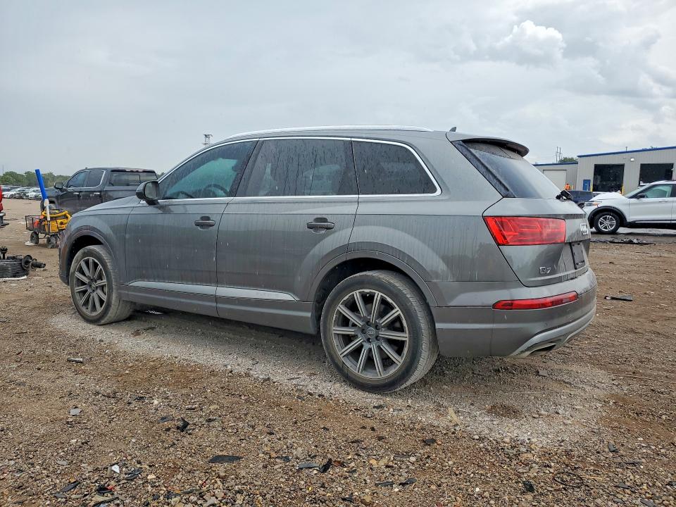 Photo 2 from auction – 2017 AUDI Q7 with VIN WA1LAAF79HD023280