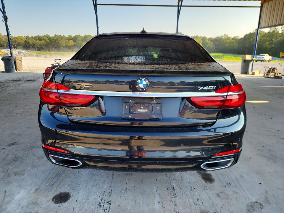 صورة رقم 6 من المزاد - 2016 BMW 740 مع VIN WBA7E2C5XGG546693