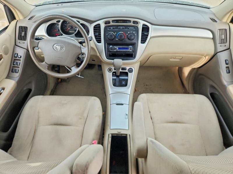 Photo 8 from auction – 2004 TOYOTA HIGHLANDER with VIN JTEGD21A240076827