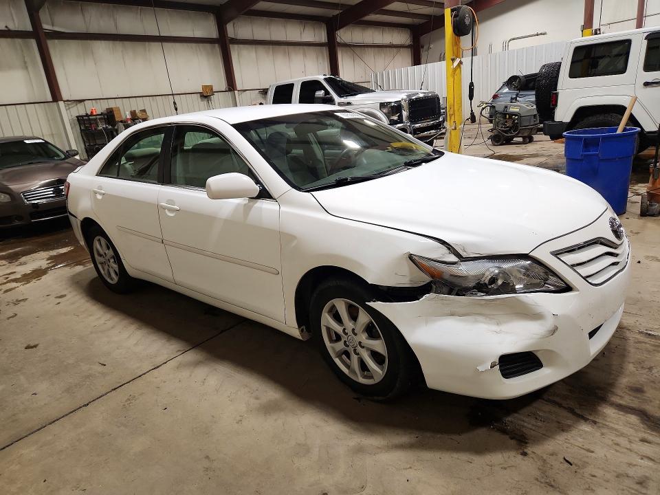 Photo 4 from auction – 2011 TOYOTA CAMRY with VIN 4T1BF3EK0BU666513