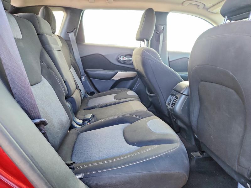 Photo 10 from auction – 2018 JEEP CHEROKEE with VIN 1C4PJLCB9JD616199