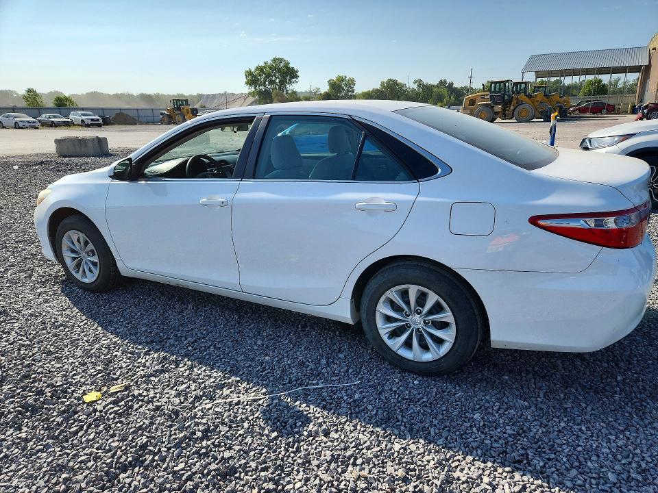 Photo 2 from auction – 2015 TOYOTA CAMRY with VIN 4T4BF1FK5FR450560
