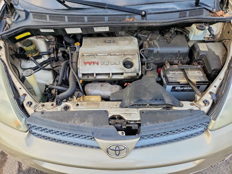 Photo 12 from auction – 2004 TOYOTA SIENNA with VIN 5TDBA22C54S021180