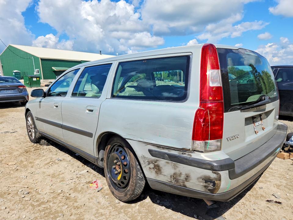 Photo 2 from auction – 2001 VOLVO V70 with VIN YV1SW58D911011189